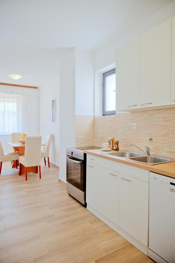 Apartment Karolina - Green Oasis Pula Exteriér fotografie