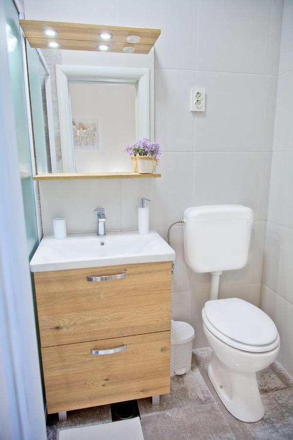 Apartment Karolina - Green Oasis Pula Exteriér fotografie