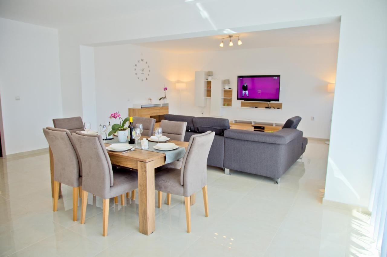 Apartment Karolina - Green Oasis Pula Exteriér fotografie